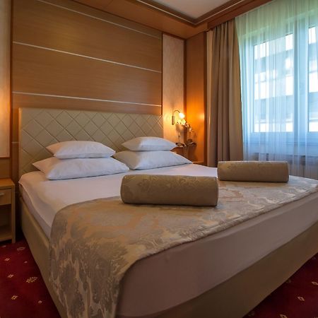 Hotel Cezar Banyaluka Dış mekan fotoğraf