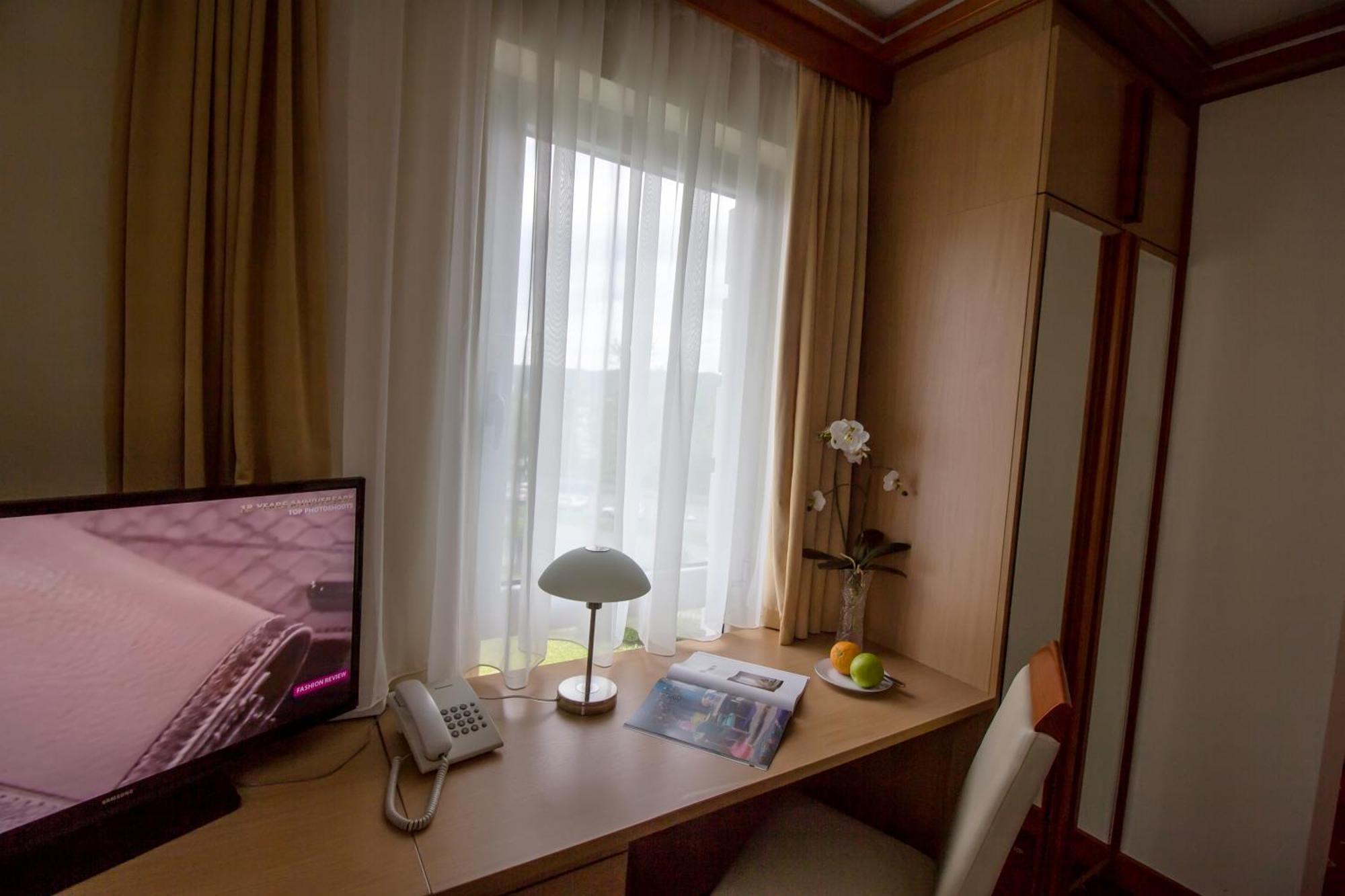 Hotel Cezar Banyaluka Dış mekan fotoğraf