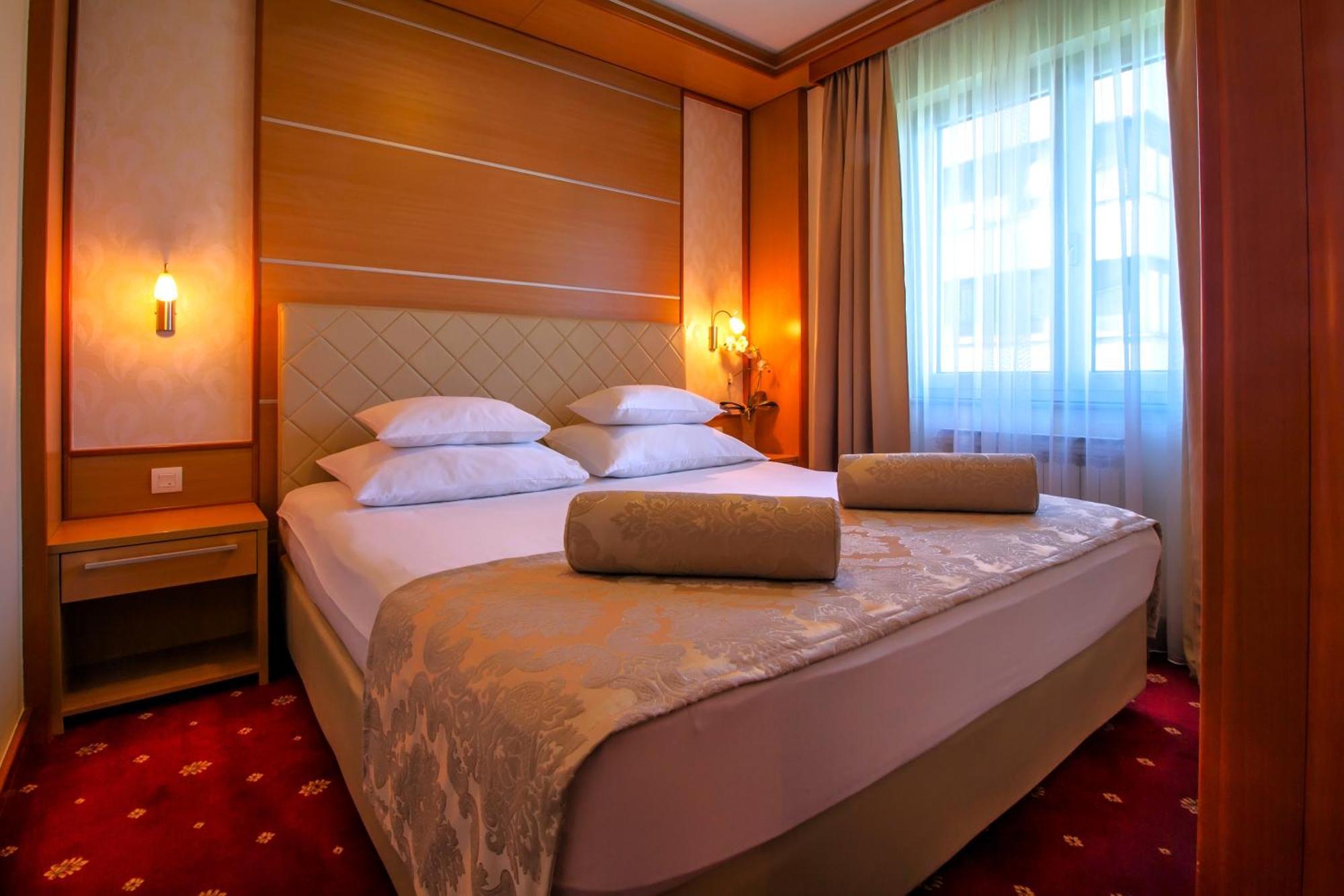 Hotel Cezar Banyaluka Dış mekan fotoğraf